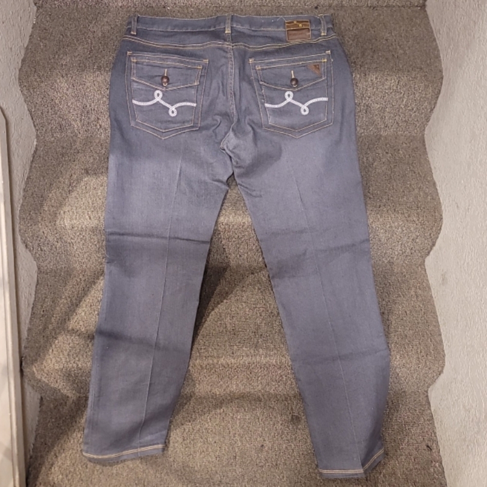 Lifted Research Group Size 36